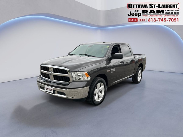 2023 RAM RAM 1500 Classic Crew Cab 4x4 (DS) SLT (140.5 in Cars & Trucks in Ottawa - Image 3