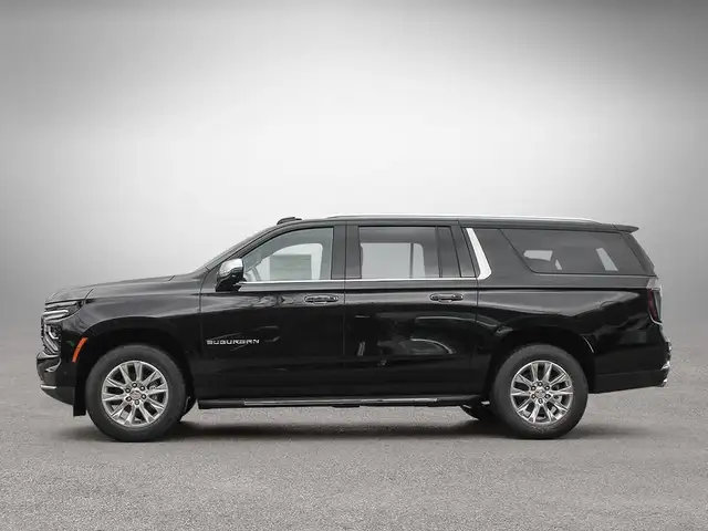 2025 Chevrolet Suburban Premier in Cars & Trucks in City of Montréal - Image 4