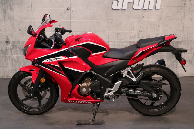 2018 Honda CBR300R ABS in Sport Touring in Laurentides - Image 2