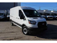 SEULEMENT 19.000 KM CERTIFIÉ / CAMION COMME UN NEUF / 2024 FORD TRANSIT T-250 CARGO 148 MEDIUM ROOF... (image 7)