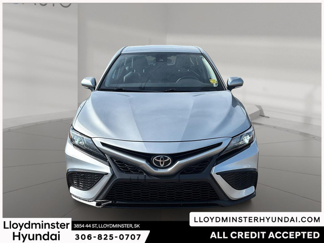 2021 Toyota Camry in Cars & Trucks in Lloydminster - Image 2