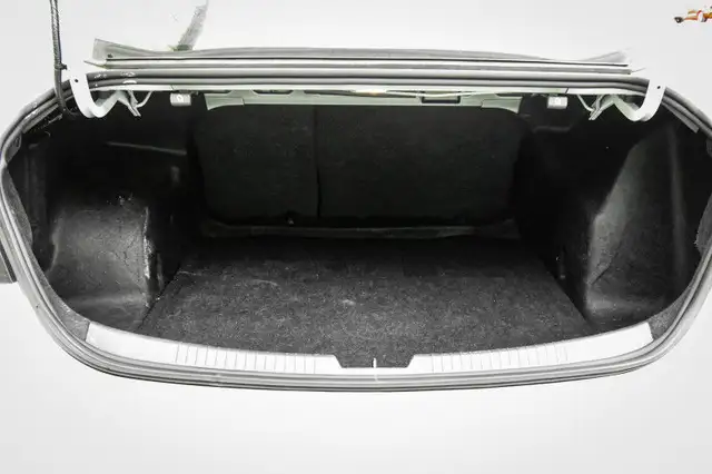 2023 Chevrolet Malibu LT • HEATED SEATS • SIRIUSXM • CP/AA in Cars & Trucks in Cornwall - Image 7