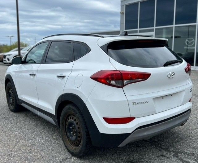 2018 Hyundai Tucson 1.6T SE AWD / 2 sets of tires in Cars & Trucks in Ottawa - Image 3
