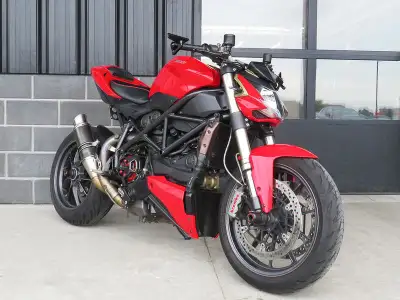 Finance at $143 bi-weekly*! Click "Get Financing" to see if you qualify! Apex Cycle 1-888-702-4150 V...