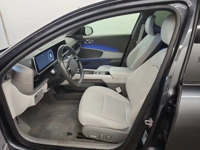 2023 Hyundai IONIQ 6 Ultimate AWD | Leather | Pano Roof | Nav in Cars & Trucks in Guelph - Image 4