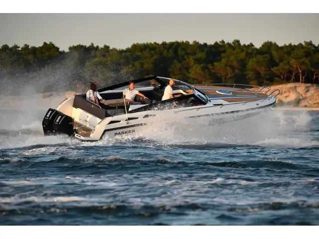 2025 Parker 910 ODYSSEY in Powerboats & Motorboats in Québec City - Image 19