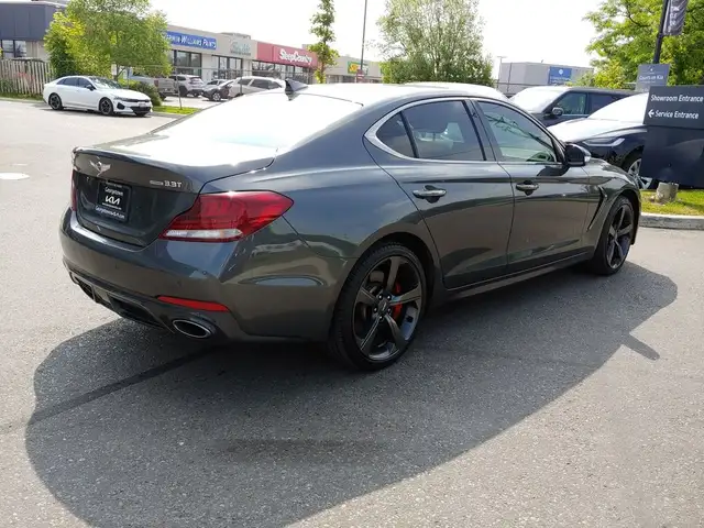 2019 Genesis G70 3.3T Sport AWD | SUNROOF | NAV | HTD SEATS | LT in Cars & Trucks in Oakville / Halton Region - Image 9