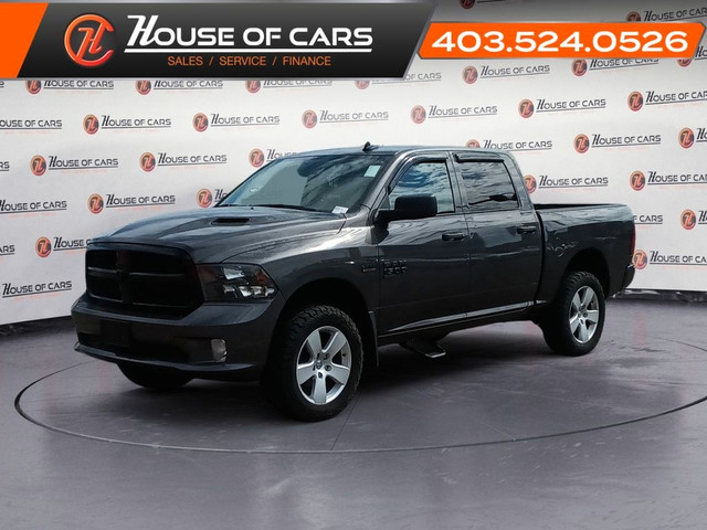 2022 Ram 1500 Classic Express 4x4 Crew Cab 5'7 Box in Cars & Trucks in Lethbridge