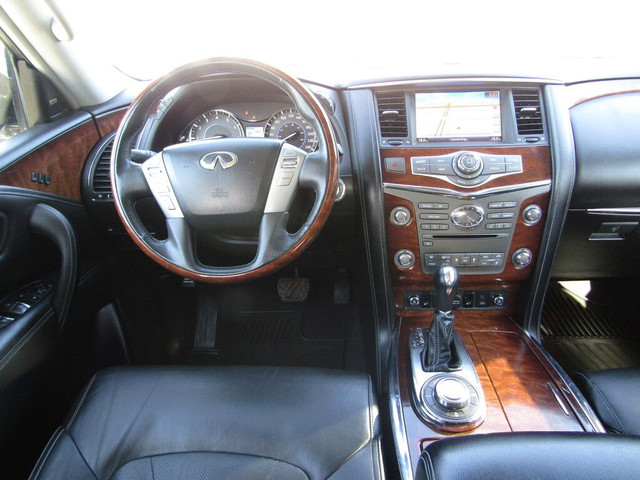 2017 Infiniti QX80 LIMITED 4WD 5.6L B.S.A/360CAM/NAV/2XDVD/7PASS in Cars & Trucks in Calgary - Image 2