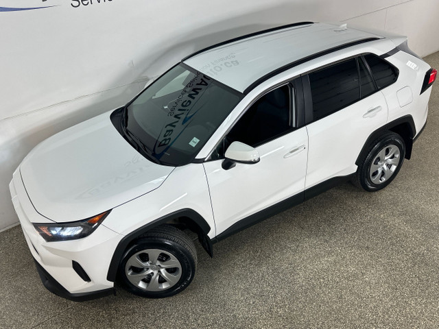 2021 Toyota RAV4 LE LE/AWD/88KM/CLEAN! in Cars & Trucks in Belleville - Image 2