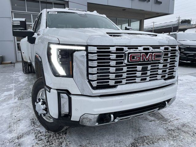 2025 GMC Sierra 3500HD Denali in Cars & Trucks in Calgary
