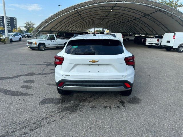 2025 Chevrolet Trax LT in Cars & Trucks in Calgary - Image 4