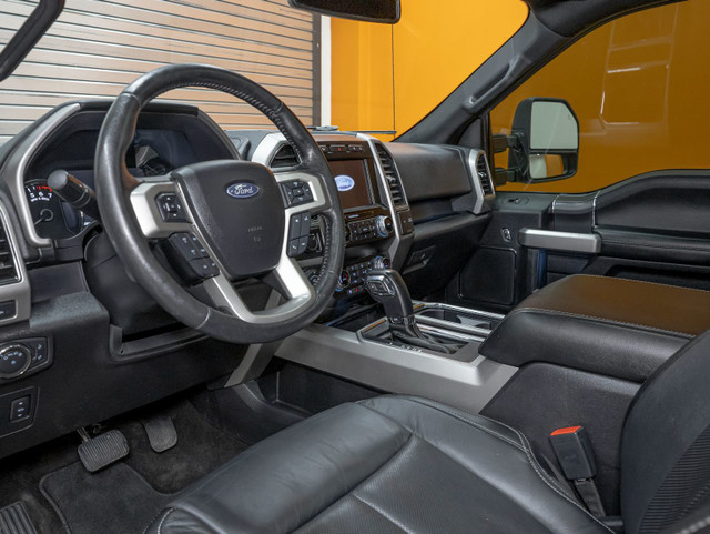 2020 Ford F-150 LARIAT FX4 CREW 4X4 *502A *3.5L ECOBOOST* TOIT N in Cars & Trucks in Laurentides - Image 2