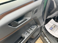 Recent Arrival! 6 Speakers, AM/FM radio: SiriusXM, Block heater, Body-Coloured Door Handles, Class I... (image 4)