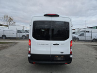 ONLY 32,000km - ONE UNIT AVAILABLE, ONE MORE ARRIVING SOON - BALANCE OF FORD COMPREHENSIVE & POWERTR... (image 6)