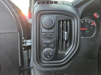 2023 Chevrolet Silverado 2500HD LT, 6.6L V8 4WD, 6.75 Standard Box, Remote Start, Backup Camera, Key... (image 8)