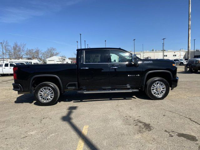 2022 Chevrolet Silverado 3500HD High Country in Cars & Trucks in Grande Prairie - Image 4
