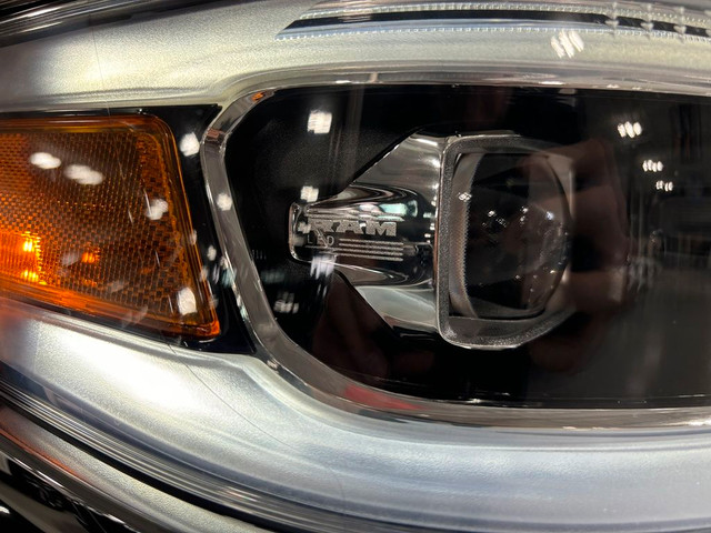 2022 Ram 1500 Limited|4X4|V8HEMI|CREW|NAV|ALPINEAUDIO|WOOD|LED|+ in Cars & Trucks in City of Toronto - Image 4