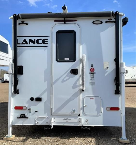 2023 Lance Short Bed 650 in Travel Trailers & Campers in Strathcona County - Image 4