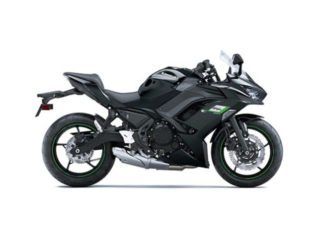 2025 Kawasaki Ninja 650 in Sport Bikes in Guelph - Image 3