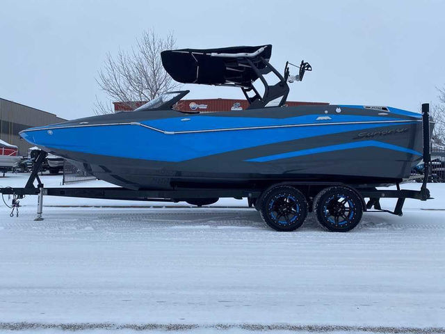 2021 Supreme ZS232 in Powerboats & Motorboats in Edmonton