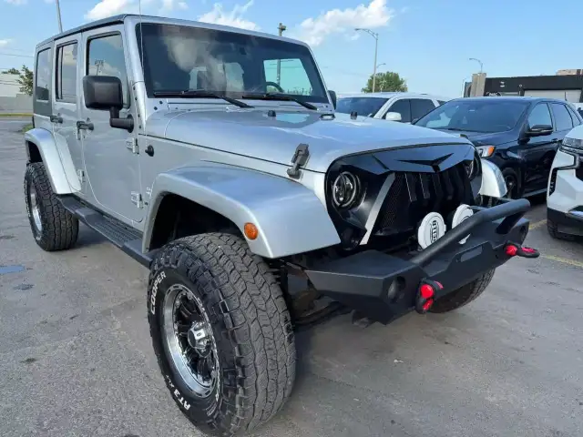 2007 JEEP Wrangler Sahara in Cars & Trucks in Laval / North Shore - Image 3