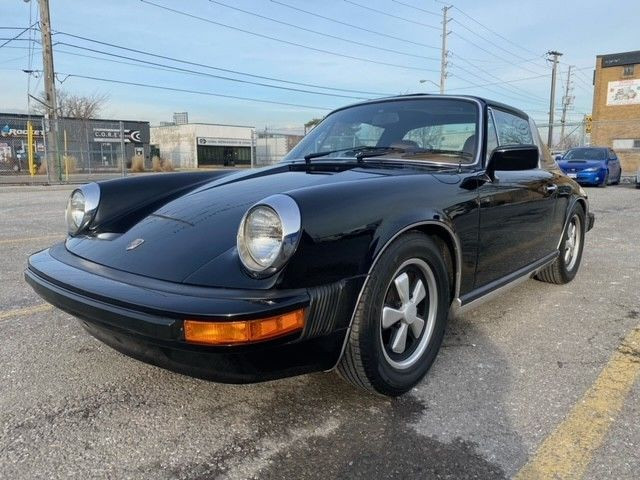 1976 Porsche 911S TARGA RESTORED 1976 TARGA in Cars & Trucks in City of Toronto - Image 3