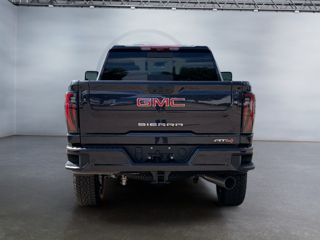2025 GMC Sierra 3500HD in Cars & Trucks in City of Toronto - Image 4