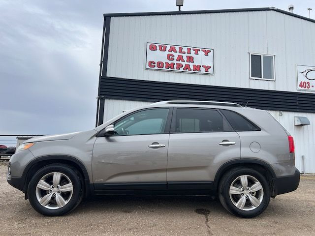 2012 Kia Sorento EX AWD- SALE! WARRANTY INC, LEATHER, PANO ROOF, in Cars & Trucks in Red Deer - Image 2
