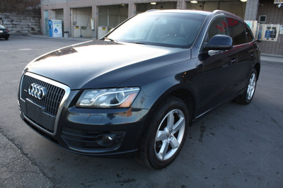 2012 Audi Q5 2.0L Premium Plus - One owner vehicle!