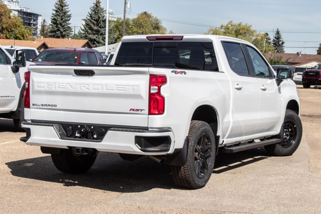 2025 Chevrolet Silverado 1500 Crew RST 4WD in Cars & Trucks in Edmonton - Image 4