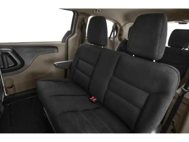 2020 Dodge Grand Caravan GT in Cars & Trucks in Medicine Hat - Image 10