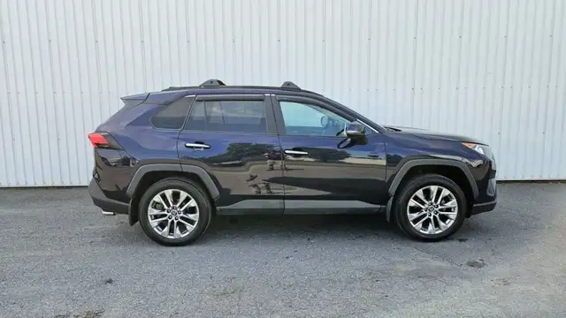 2021 Toyota RAV4 Limitée in Cars & Trucks in Longueuil / South Shore - Image 8