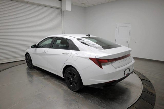 2023 Hyundai Elantra Preferred in Cars & Trucks in Calgary - Image 4