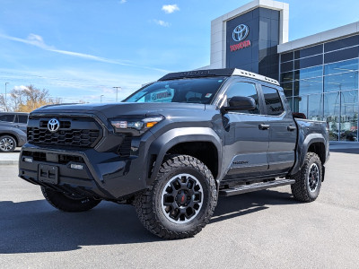 2024 Toyota Tacoma TRD Off Road 4x4 - 6Sp Manual - Heated Cloth 