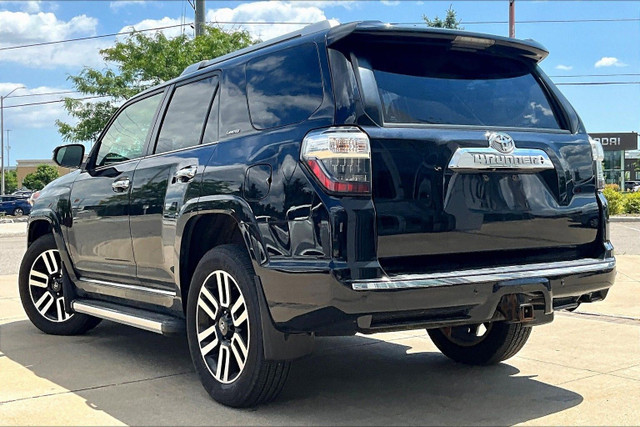 2016 Toyota 4Runner SR5 V6 5A in Cars & Trucks in Mississauga / Peel Region - Image 4