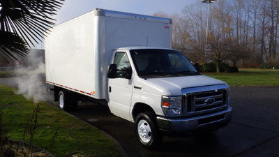 2019 Ford Econoline E-450 16 Foot Cube Van with Ramp