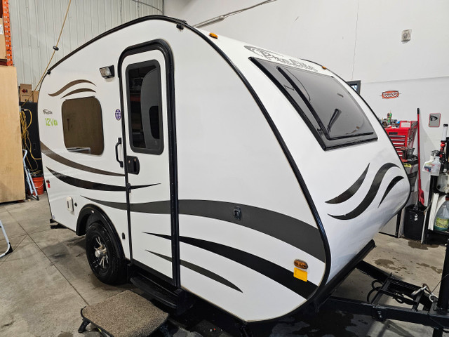 PROLITE 12V 2022 AVEC OPTIONS DISPO MAINTENANT! in Travel Trailers & Campers in Laurentides