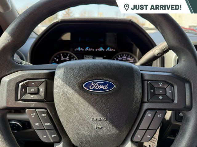 2022 Ford Super Duty F-350 SRW XLT 4WD Crew Cab | Bluetooth in Cars & Trucks in Strathcona County - Image 4