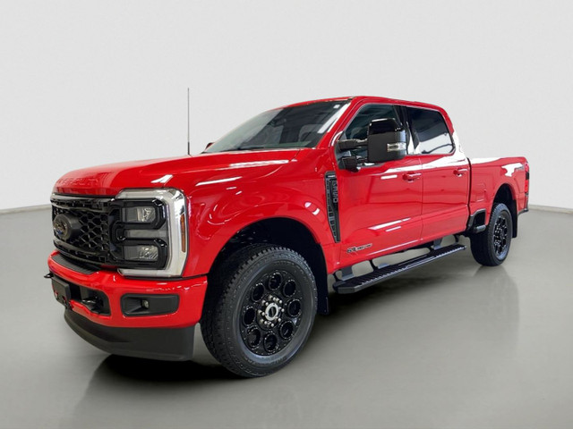 2025 Ford Super Duty F-350 SRW LARIAT 4WD Crew Cab 6.75' Box in Cars & Trucks in Moose Jaw