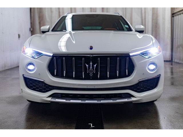 2021 Maserati Levante AWD GranLusso Leather Roof Nav BCam in Cars & Trucks in Red Deer - Image 4