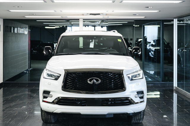 2023 INFINITI QX80 ProACTIVE | WINTER TIRES INCLUDED in Cars & Trucks in Calgary - Image 2