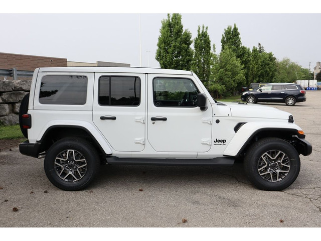 2025 Jeep Wrangler Sahara 4 Door 4x4 in Cars & Trucks in Kitchener / Waterloo - Image 4