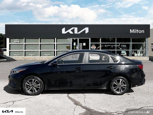 2022 Kia Forte EX IVT ALLYS APLCARPLY HSEATS RCAM in Cars & Trucks in Oakville / Halton Region - Image 3