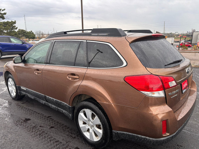 2011 Subaru Outback 5dr Wagon CVT 2.5i Sport w/Limited Pkg in Cars & Trucks in Mississauga / Peel Region - Image 4