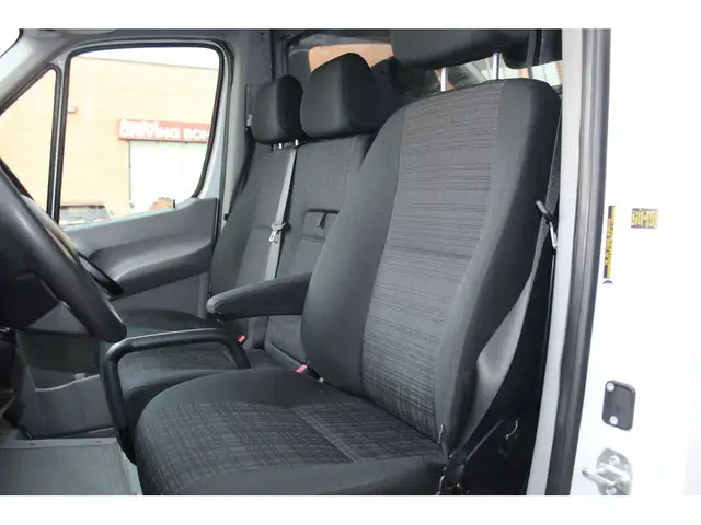 2017 Mercedes-Benz Sprinter 170\" - \"3.0L DIESEL\" - \"REAR HEA in Cars & Trucks in City of Toronto - Image 24