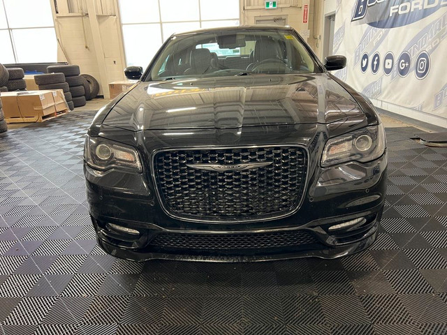 2022 Chrysler 300 TOURING-L AWD | NAPPA HTD LTHR STS | REMOTE ST in Cars & Trucks in Lloydminster - Image 3