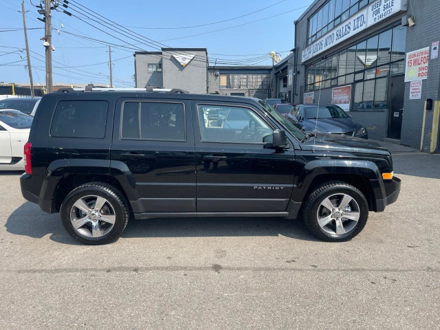 2016 Jeep Patriot Sport/North 2016 Jeep patriot high altitude... in Cars & Trucks in City of Toronto - Image 4