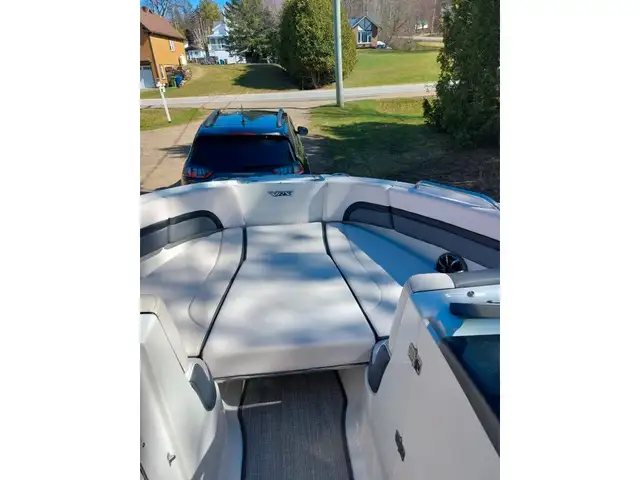2019 Chaparral VORTEX 223 RX in Powerboats & Motorboats in Québec City - Image 14