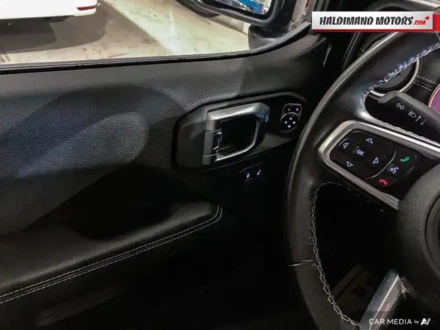 2021 Jeep Wrangler Unlimited Sahara in Cars & Trucks in Hamilton - Image 21